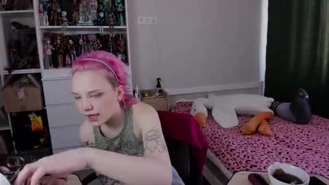 Snapshot of school_love chatting on March 2026 07:16:02 AM Rina online show from March 2026 07:16:02 AM