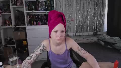 Snapshot of school_love chatting on March 2026 07:12:02 AM Rina online show from March 2026 07:12:02 AM