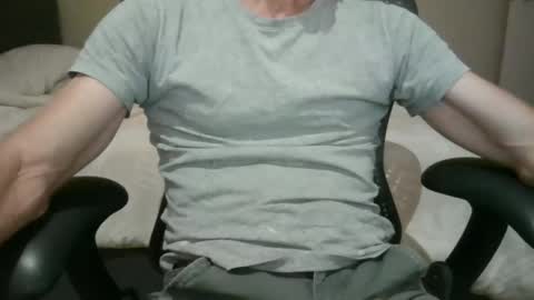 Snapshot of sclad83 chatting on March 2026 10:13:02 PM sclad83 online show from March 2026 10:13:02 PM