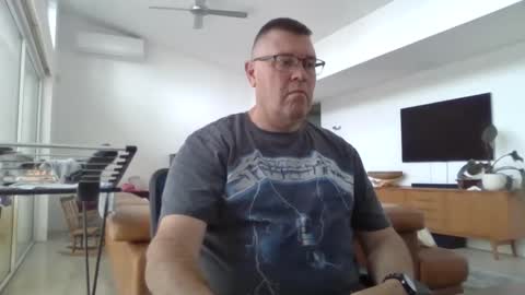 Scoobs online show from January 2026 06:06:02 AM