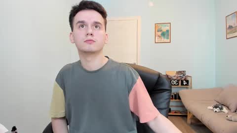 Snapshot of scooby_r chatting on February 2025 11:22:02 AM Thomas brunette and Alex blond online show from February 2025 11:22:02 AM