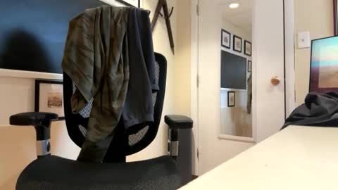 Snapshot of scotsmanx chatting on January 2026 04:44:01 PM scotsmanx online show from January 2026 04:44:01 PM