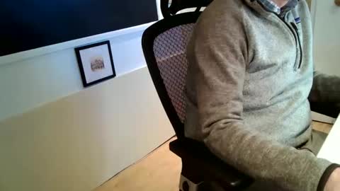 Snapshot of scotsmanx chatting on February 2026 08:14:02 PM scotsmanx online show from February 2026 08:14:02 PM