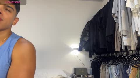 Andrew Flintt online show from October 2025 02:35:01 AM