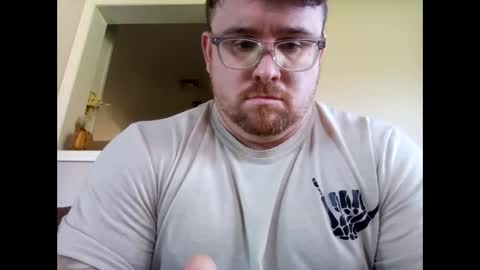 Snapshot of scottyknows101 chatting on November 2025 05:12:02 PM scottyknows101 online show from November 2025 05:12:02 PM