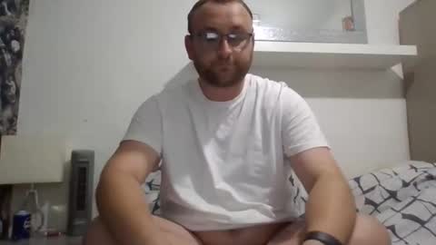 StraightScouse online show from October 2025 05:00:01 PM