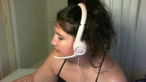 Snapshot of scumbagsmith chatting on October 2025 12:01:02 AM Danni online show from October 2025 12:01:02 AM