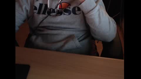 Snapshot of scz11 chatting on January 2025 06:33:02 AM scz11 online show from January 2025 06:33:02 AM