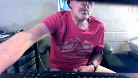 eating pussy  sucking dick online show from December 2025 05:15:02 AM