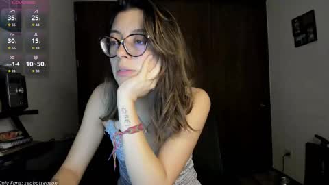 Snapshot of seahotseason chatting on October 2025 02:14:02 AM Aria Independent model online show from October 2025 02:14:02 AM