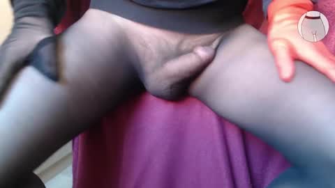 Snapshot of seamlessly chatting on February 2025 12:17:02 PM seamlessly online show from February 2025 12:17:02 PM