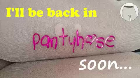 Snapshot of seamlessly chatting on November 2025 09:28:01 PM seamlessly online show from November 2025 09:28:01 PM