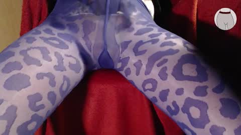 Snapshot of seamlessly chatting on November 2025 07:46:02 PM seamlessly online show from November 2025 07:46:02 PM