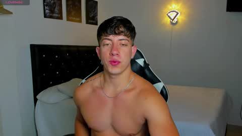 Sean online show from November 2025 01:41:02 AM