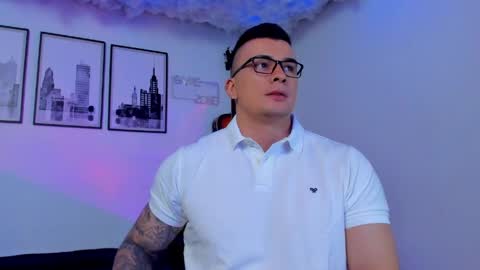 Sean Carrera online show from April 2026 10:51:02 PM