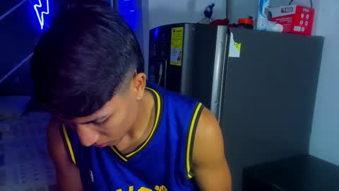 Sean Scoth online show from February 2025 05:11:02 AM