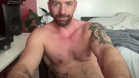 Sean Blue online show from November 2025 08:25:02 PM