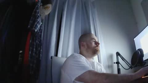 Snapshot of seanv24 chatting on January 2026 03:32:01 AM seanv26 online show from January 2026 03:32:01 AM