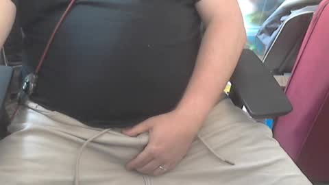 Snapshot of seathrough chatting on September 2025 09:34:01 AM Falco J online show from September 2025 09:34:01 AM