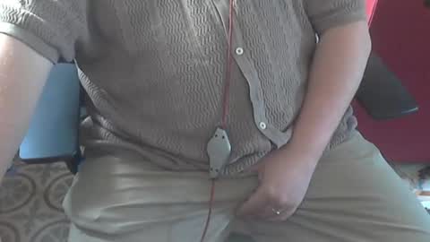 Snapshot of seathrough chatting on September 2025 03:50:01 PM Falco J online show from September 2025 03:50:01 PM