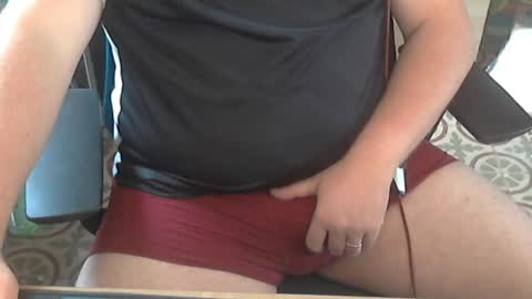 Snapshot of seathrough chatting on October 2025 08:37:01 AM Falco J online show from October 2025 08:37:01 AM