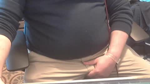 Snapshot of seathrough chatting on February 2026 08:46:01 AM Falco J online show from February 2026 08:46:01 AM