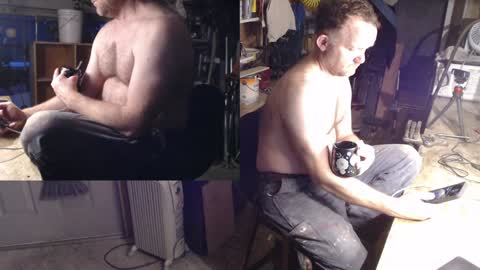 Snapshot of seattlemanwhore chatting on December 2024 03:57:01 PM Seattlemanwhore online show from December 2024 03:57:01 PM