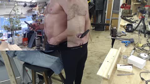 Snapshot of seattlemanwhore chatting on January 2025 08:19:02 PM Seattlemanwhore online show from January 2025 08:19:02 PM