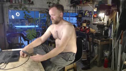 Snapshot of seattlemanwhore chatting on September 2025 02:21:01 PM Seattlemanwhore online show from September 2025 02:21:01 PM