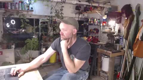 Snapshot of seattlemanwhore chatting on November 2025 02:19:01 PM Seattlemanwhore online show from November 2025 02:19:01 PM