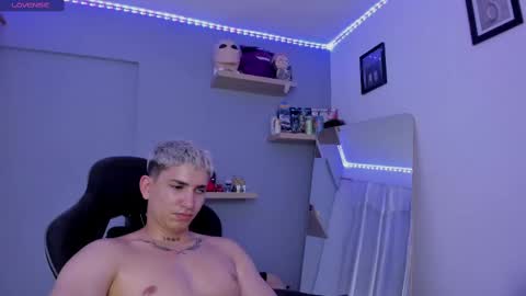 Snapshot of sebas__23 chatting on February 2025 10:09:02 PM Sebastin online show from February 2025 10:09:02 PM