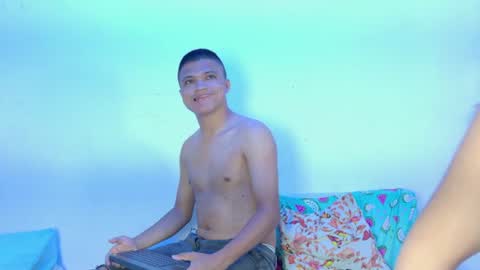 Snapshot of sebas_n_aly chatting on July 2026 03:01:01 AM ely online show from July 2026 03:01:01 AM