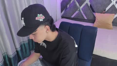 Snapshot of sebas_pretty7 chatting on March 2026 12:32:01 PM sebas_pretty7 online show from March 2026 12:32:01 PM