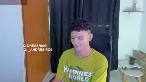 Snapshot of sebascuterouss chatting on April 2026 07:07:02 PM sebas 3 online show from April 2026 07:07:02 PM