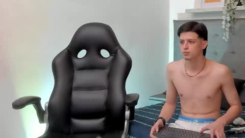 Snapshot of sebastamayo_ chatting on February 2026 07:46:01 AM SEBAS online show from February 2026 07:46:01 AM