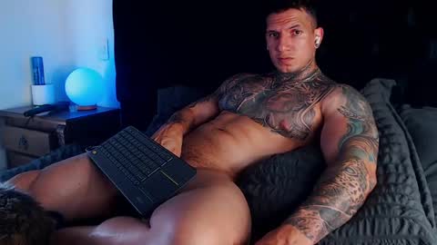 Snapshot of sebastian_muss chatting on April 2026 08:43:01 PM Sebastian online show from April 2026 08:43:01 PM