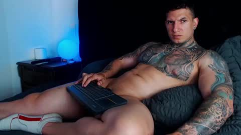 Snapshot of sebastian_muss chatting on April 2026 06:10:02 PM Sebastian online show from April 2026 06:10:02 PM