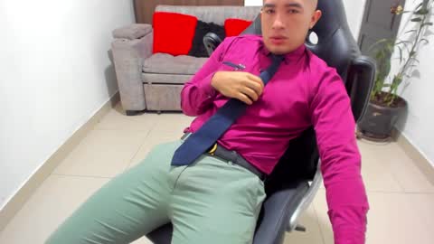 juan  sebastian online show from January 2025 12:06:02 PM