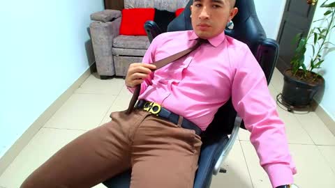 juan  sebastian online show from February 2025 06:24:01 PM