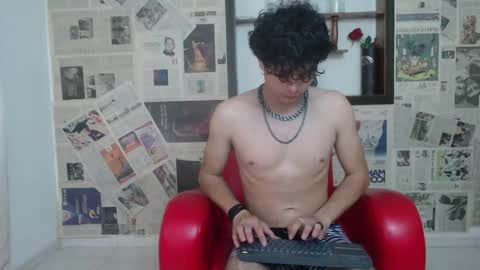 sebastian_rougue online show from April 2026 09:56:02 PM