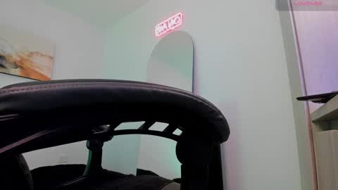 Snapshot of sebastianortizm chatting on January 2025 02:59:01 AM Lucian Sinclair online show from January 2025 02:59:01 AM