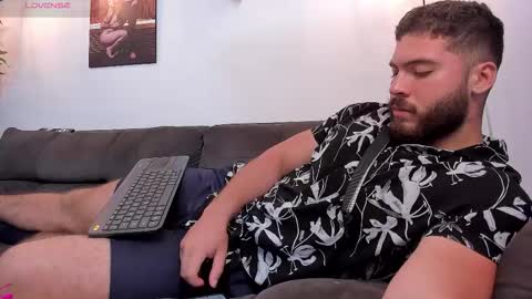 Instagram jeanpaulfit  online show from October 2025 10:04:01 PM