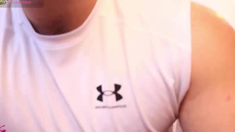 Instagram jeanpaulfit  online show from November 2025 11:51:01 PM