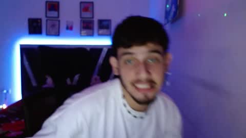 Snapshot of sebasxxl12 chatting on November 2025 10:09:01 PM Sebas online show from November 2025 10:09:01 PM