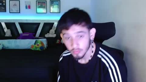 Sebas online show from February 2026 06:23:01 PM