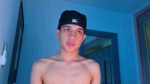 Sebastian online show from December 2025 09:08:01 PM