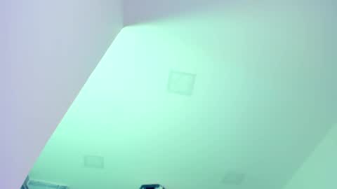 Snapshot of sebax_00 chatting on May 2026 06:09:01 AM Sebastian online show from May 2026 06:09:01 AM