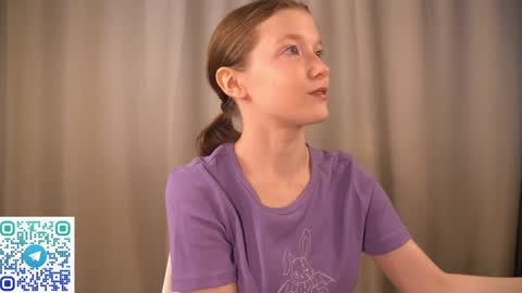 Snapshot of second_aid chatting on January 2025 05:14:02 AM Brenda online show from January 2025 05:14:02 AM