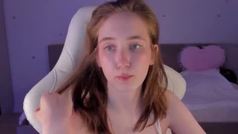 Snapshot of secret_elly_ chatting on October 2025 09:31:02 PM Elly online show from October 2025 09:31:02 PM