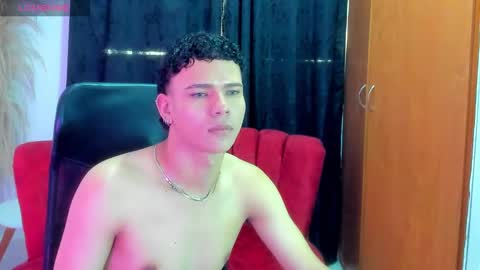 Snapshot of secret_justin chatting on November 2025 03:36:01 PM JUSTIN online show from November 2025 03:36:01 PM